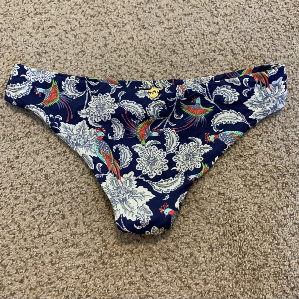 OndadeMar Swimwear Women's Birds Ruffle Bikini Bottom. Size small EUC - Picture 4 of 7